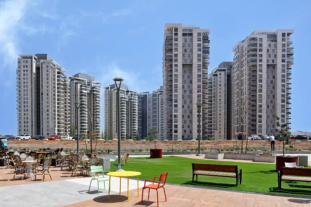Luxurious Flats in Delhi